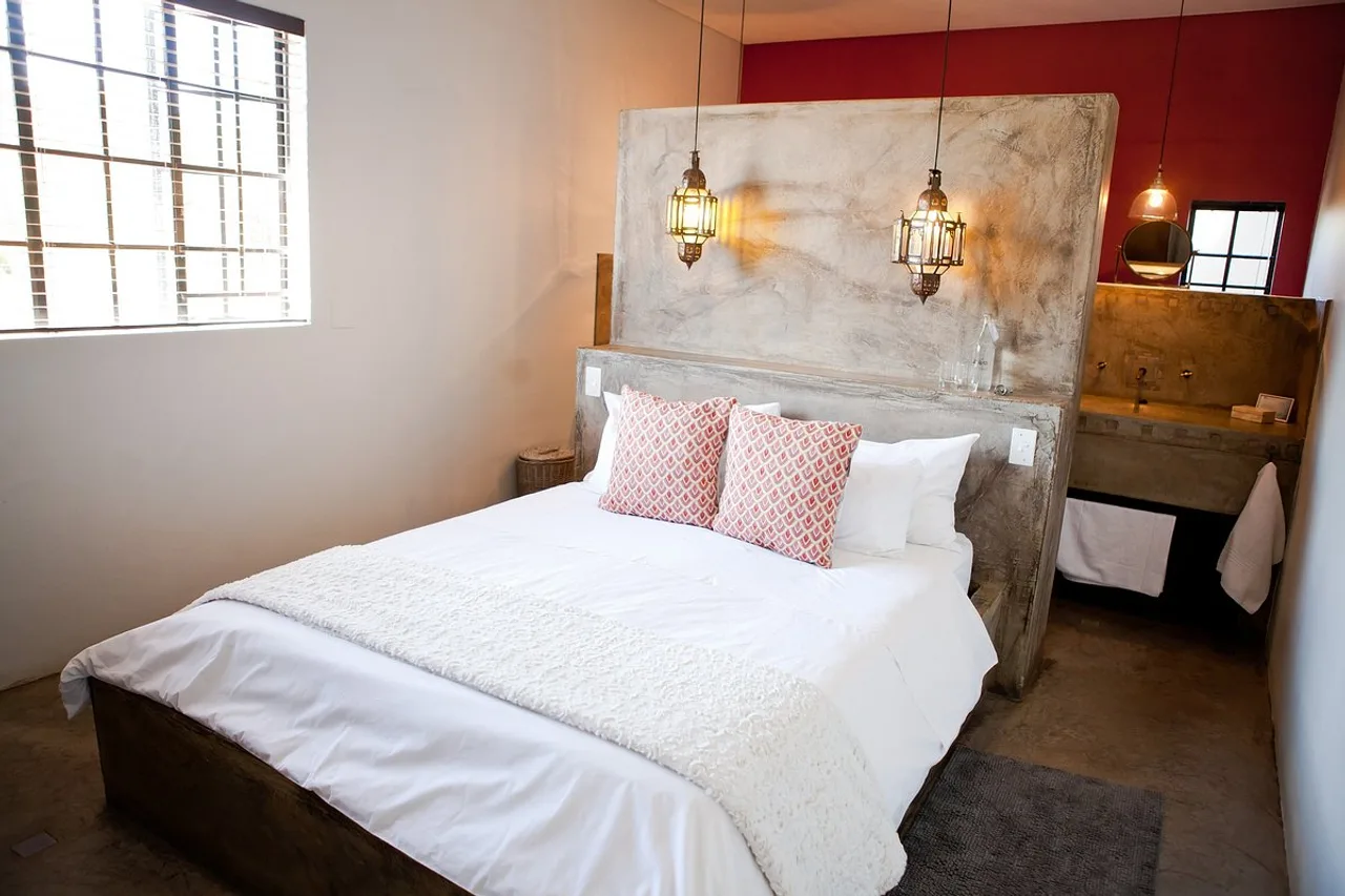 Olive Grove Guesthouse — rooms and atmosphere