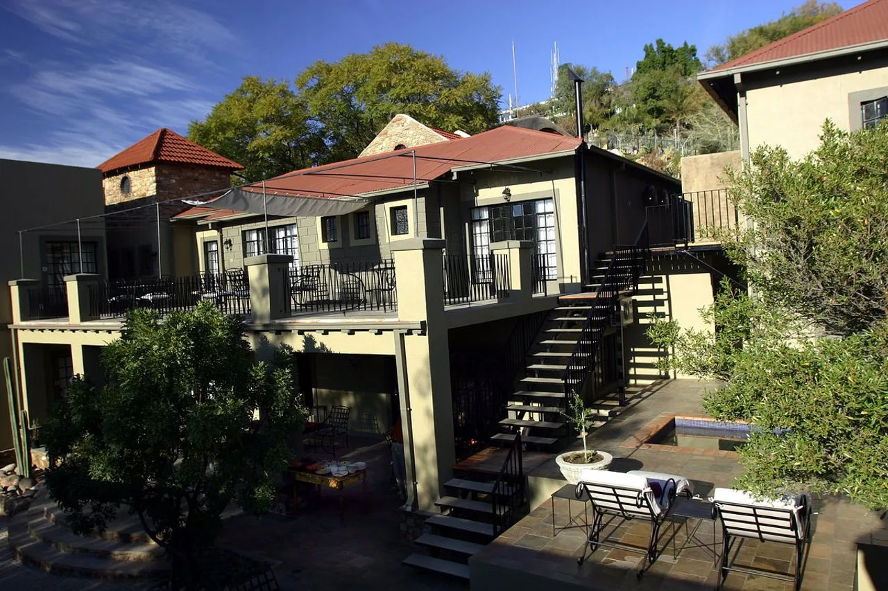 Olive Grove Guesthouse — rooms and atmosphere