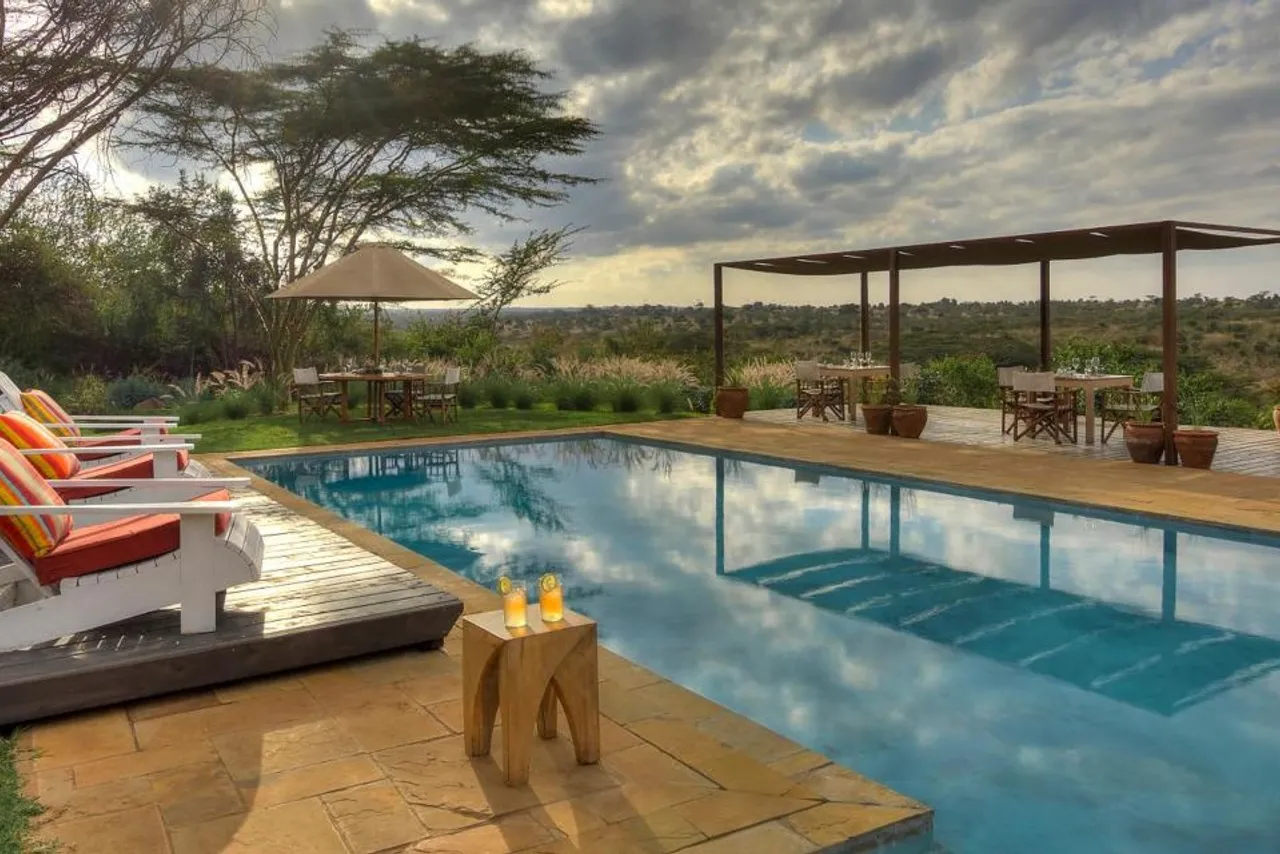 Ololo Safari Lodge & Farm — rooms and atmosphere