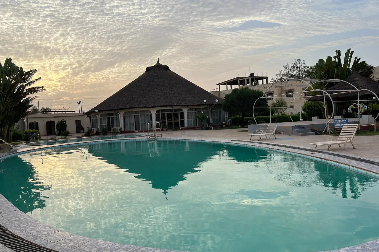 Olympe International Hotel — ภาพห้องพักและบรรยากาศ