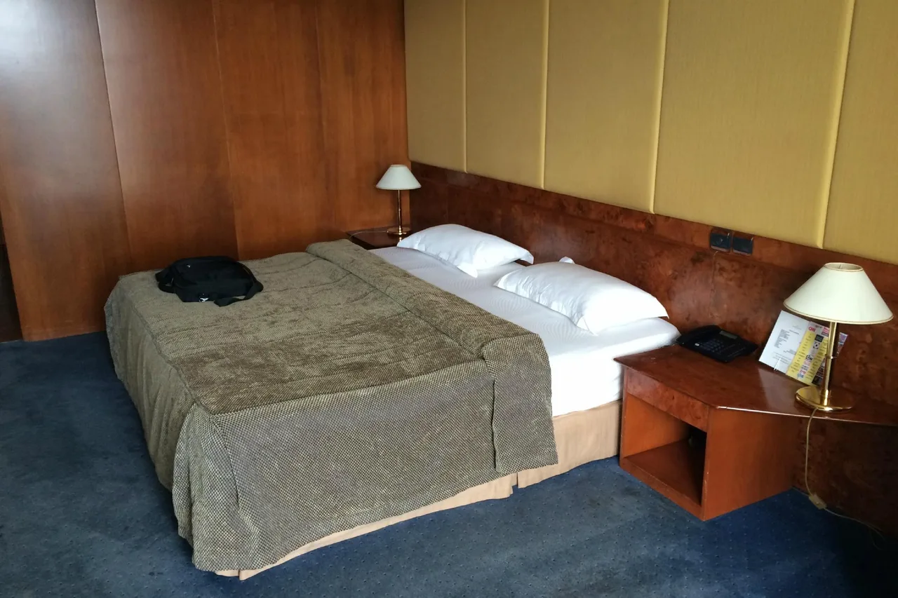 Olympic Palace Hotel — ภาพห้องพักและบรรยากาศ