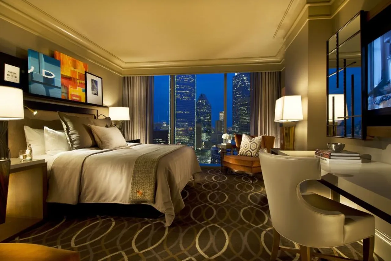 Omni Dallas Hotel — ภาพห้องพักและบรรยากาศ