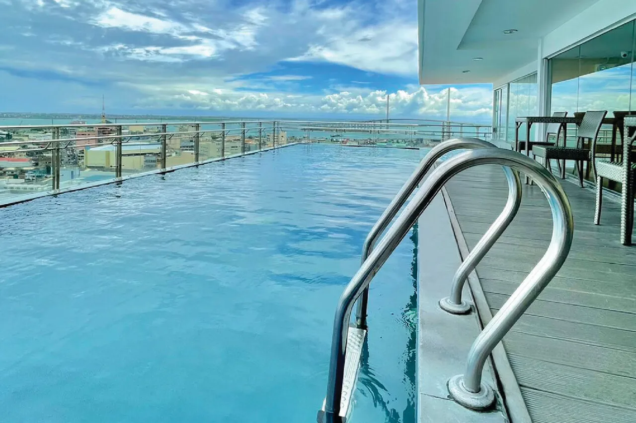 One Central Hotel & Suites — rooms and atmosphere