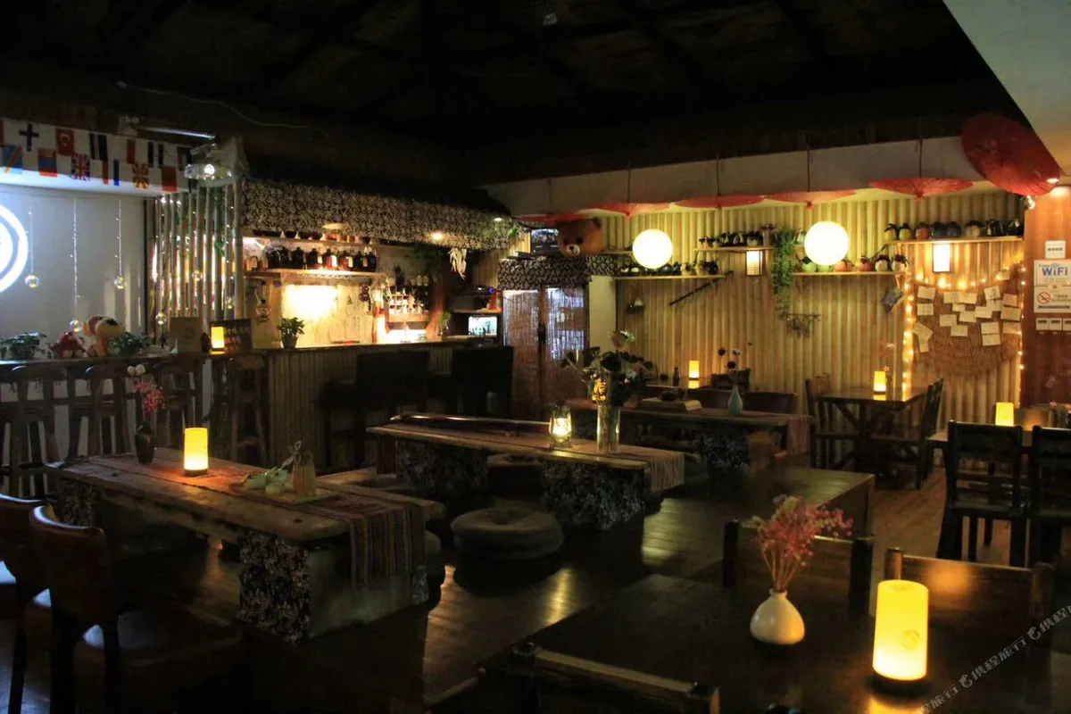 Onederz Hostel Hangzhou — rooms and atmosphere