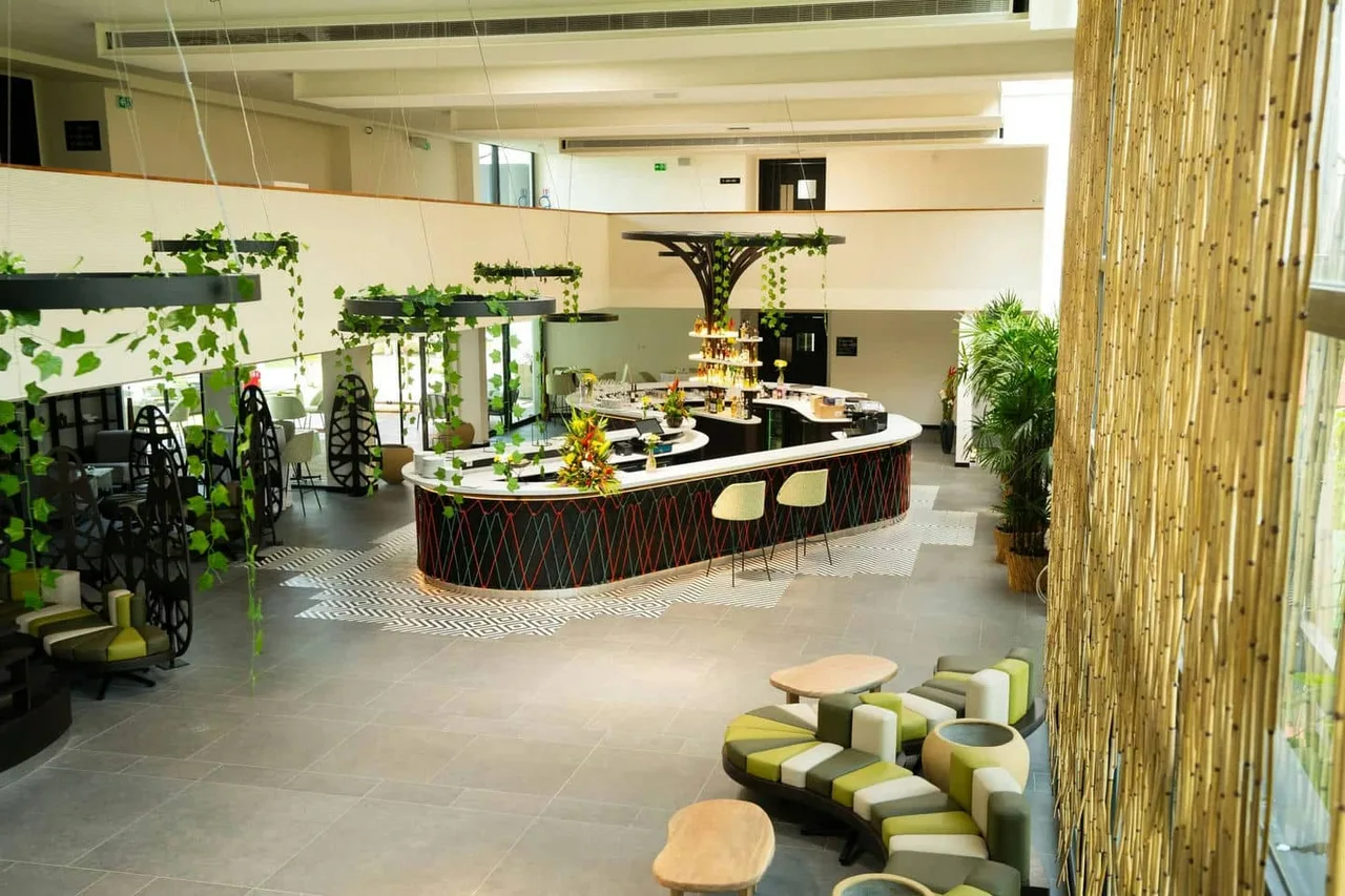 ONOMO Hotel Abidjan Airport — ภาพห้องพักและบรรยากาศ