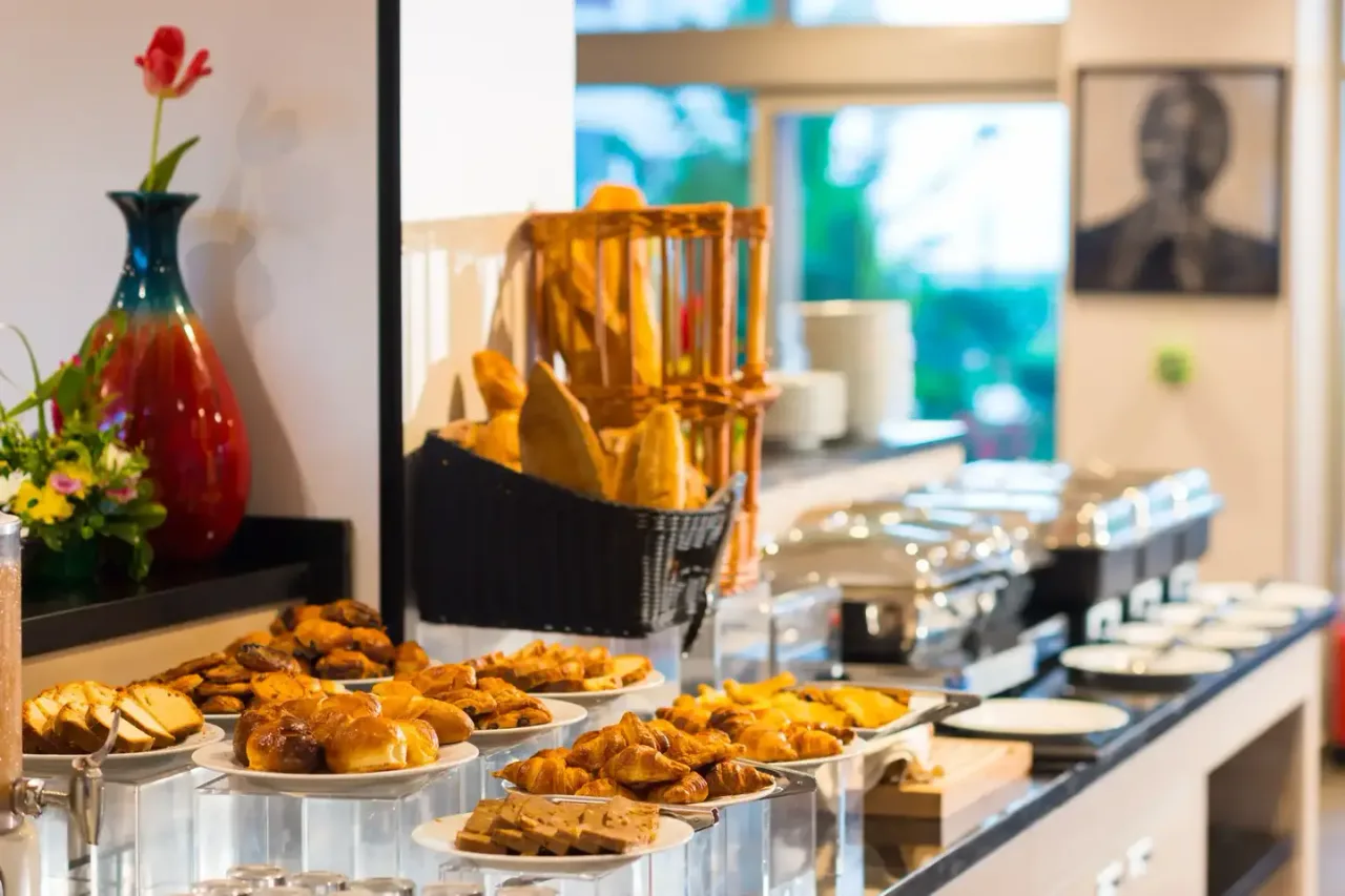 ONOMO Hotel Conakry — ภาพห้องพักและบรรยากาศ