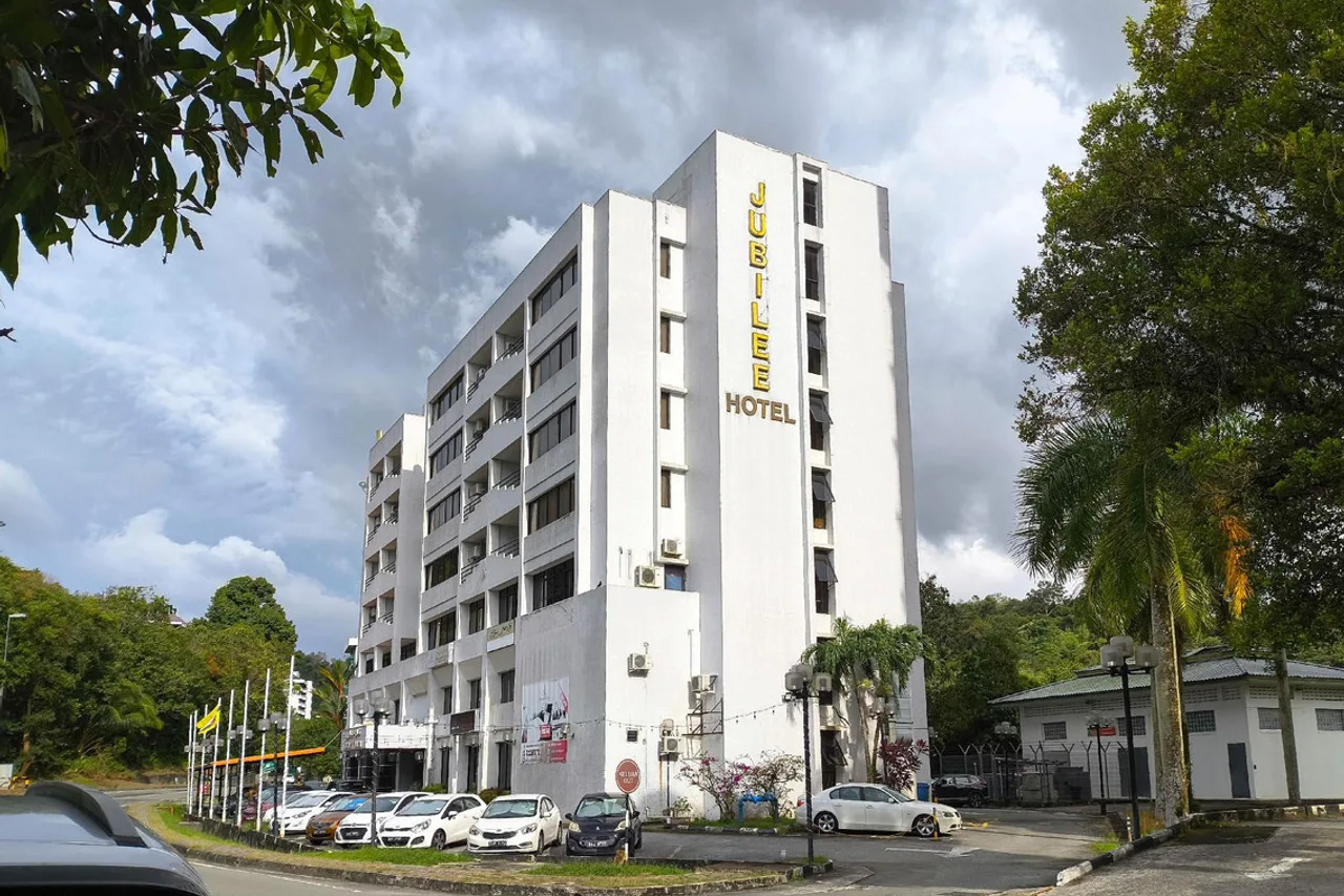 Orchid Garden Hotel — rooms and atmosphere