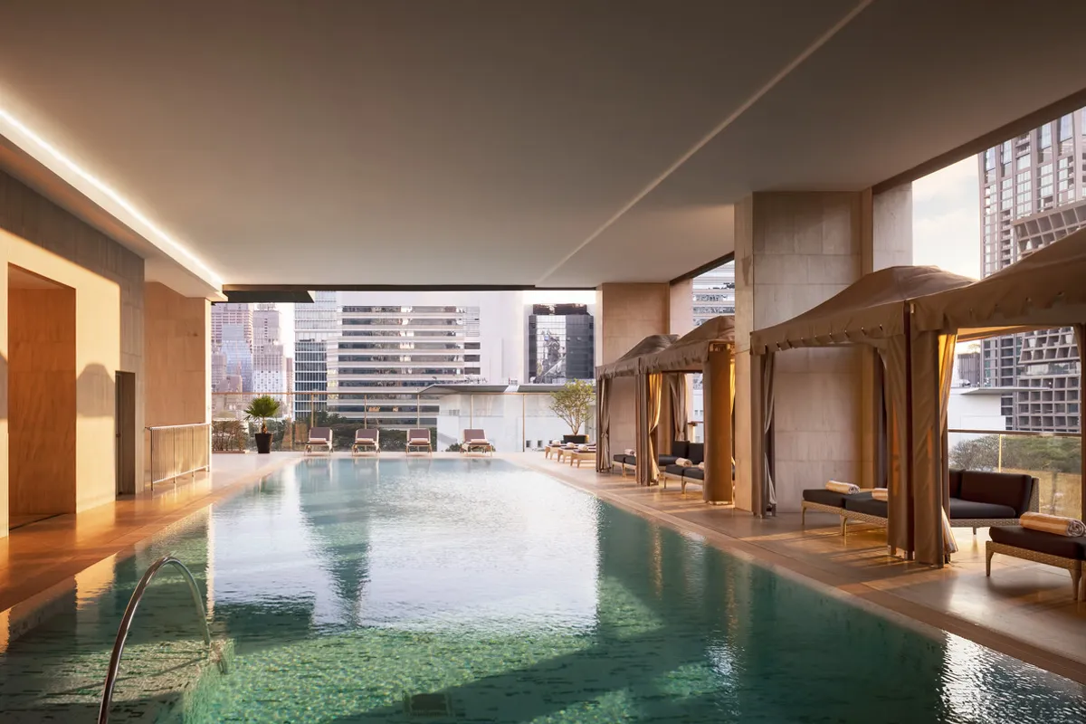 Oriental Residence Bangkok — rooms and atmosphere