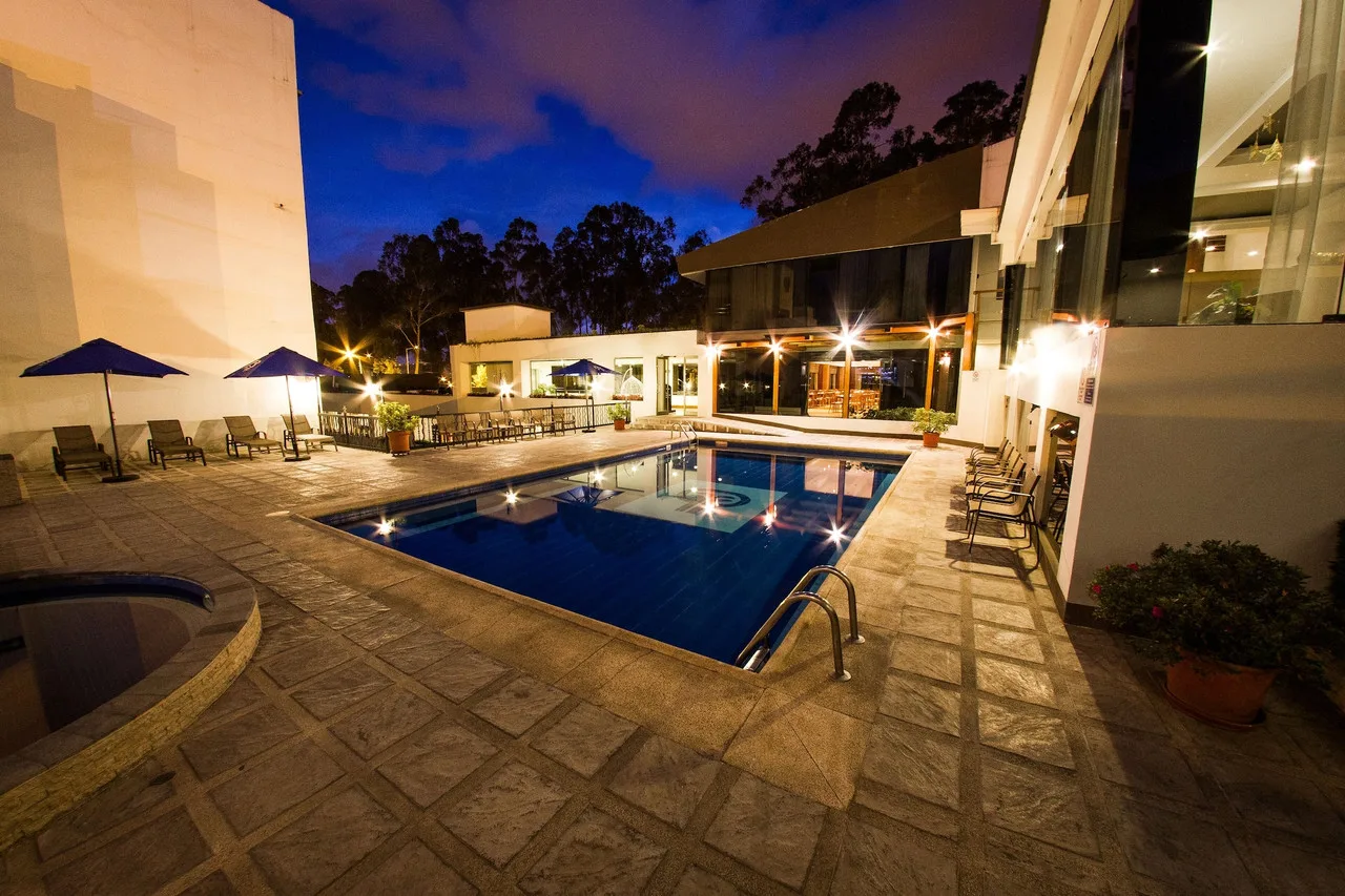 Oro Verde Cuenca — ภาพห้องพักและบรรยากาศ