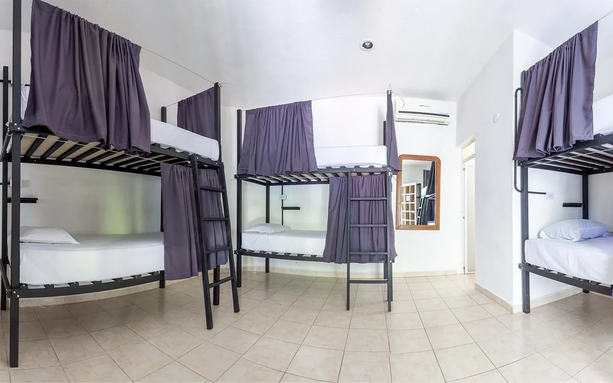 Oryx Hostel Tulum — ภาพห้องพักและบรรยากาศ
