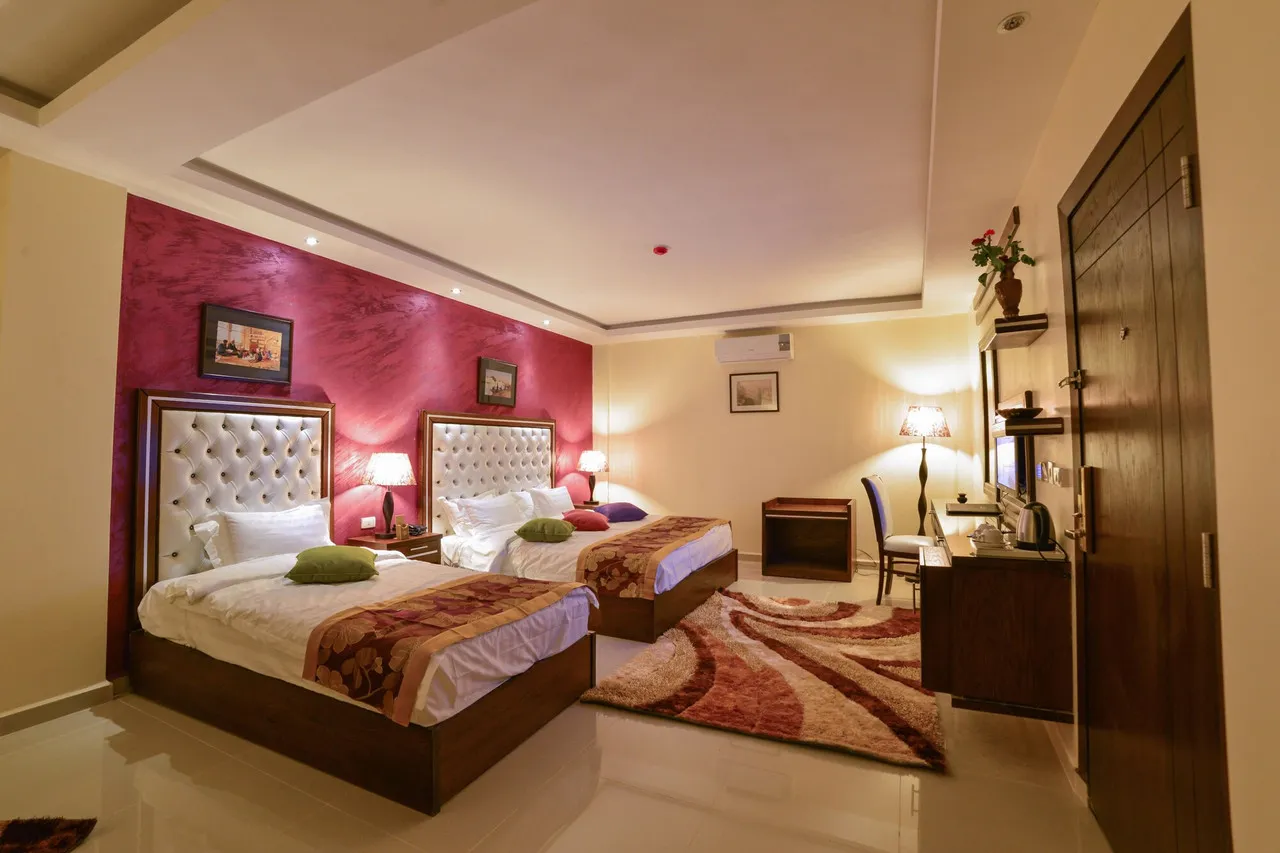 P Quattro Relax Hotel — rooms and atmosphere