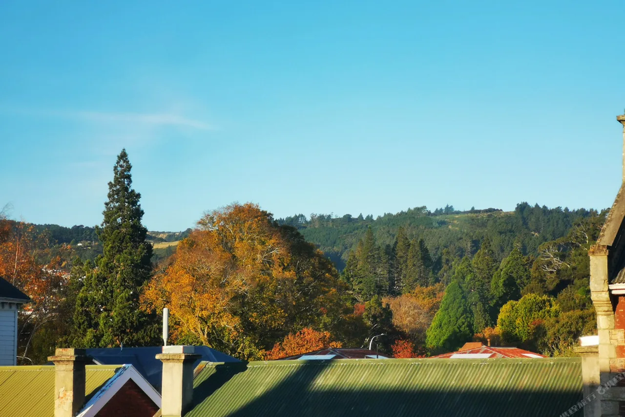 Pacific Park Motel & Conference Centre — rooms and atmosphere