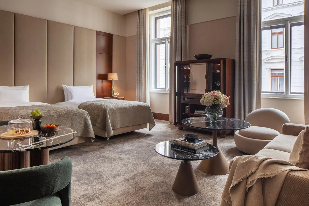 Anantara Palais Hansen Vienna Hotel — rooms and atmosphere