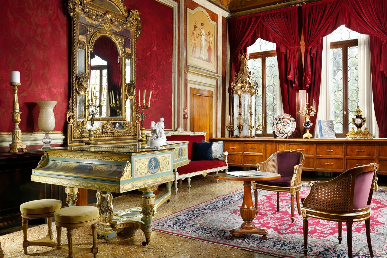 Palazzo Venart Luxury Hotel — rooms and atmosphere