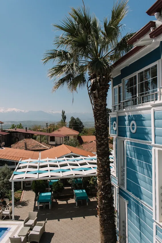 Pamukkale Melrose Viewpoint Suites — rooms and atmosphere