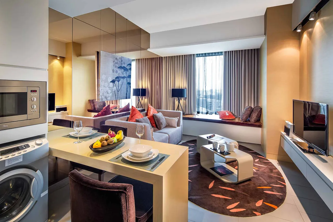 Park Avenue Rochester — rooms and atmosphere