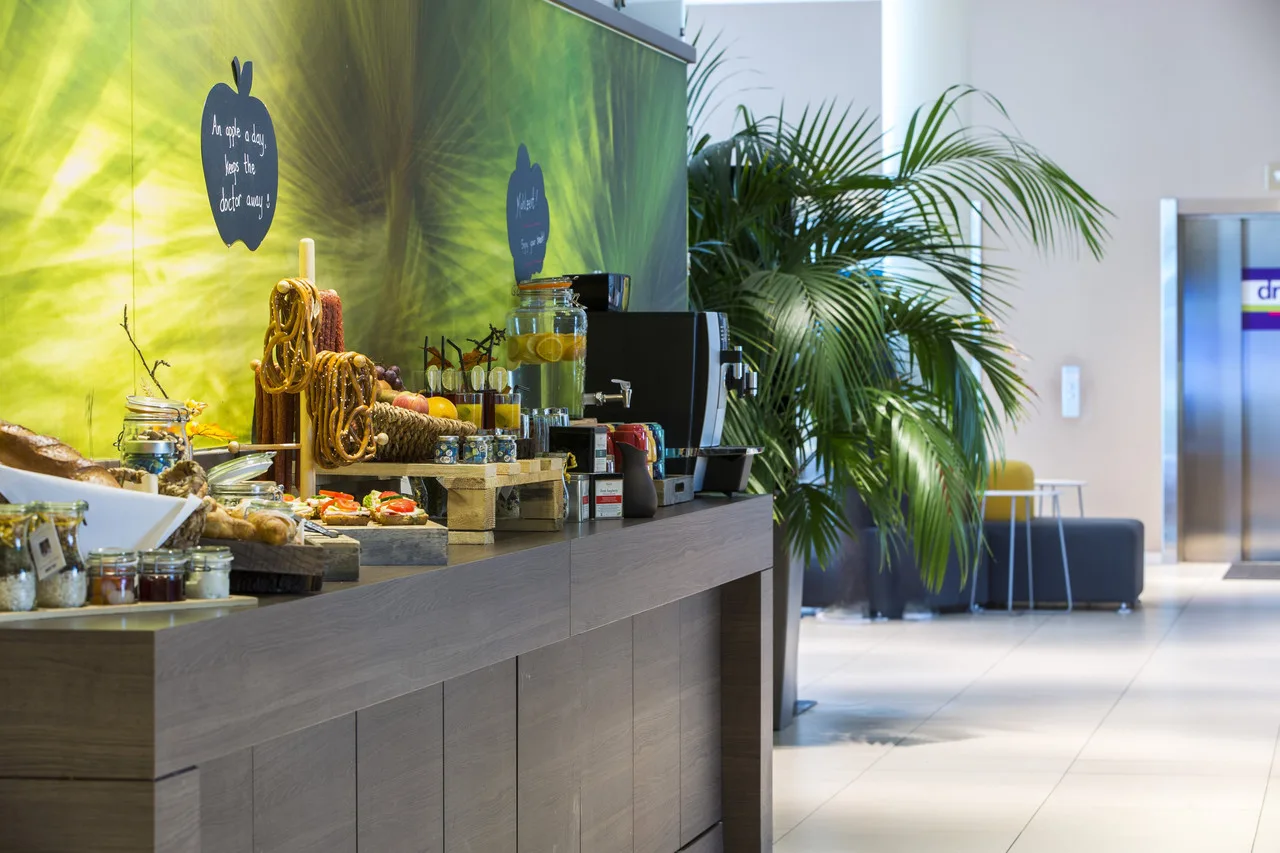 Park Inn by Radisson Linz — ภาพห้องพักและบรรยากาศ