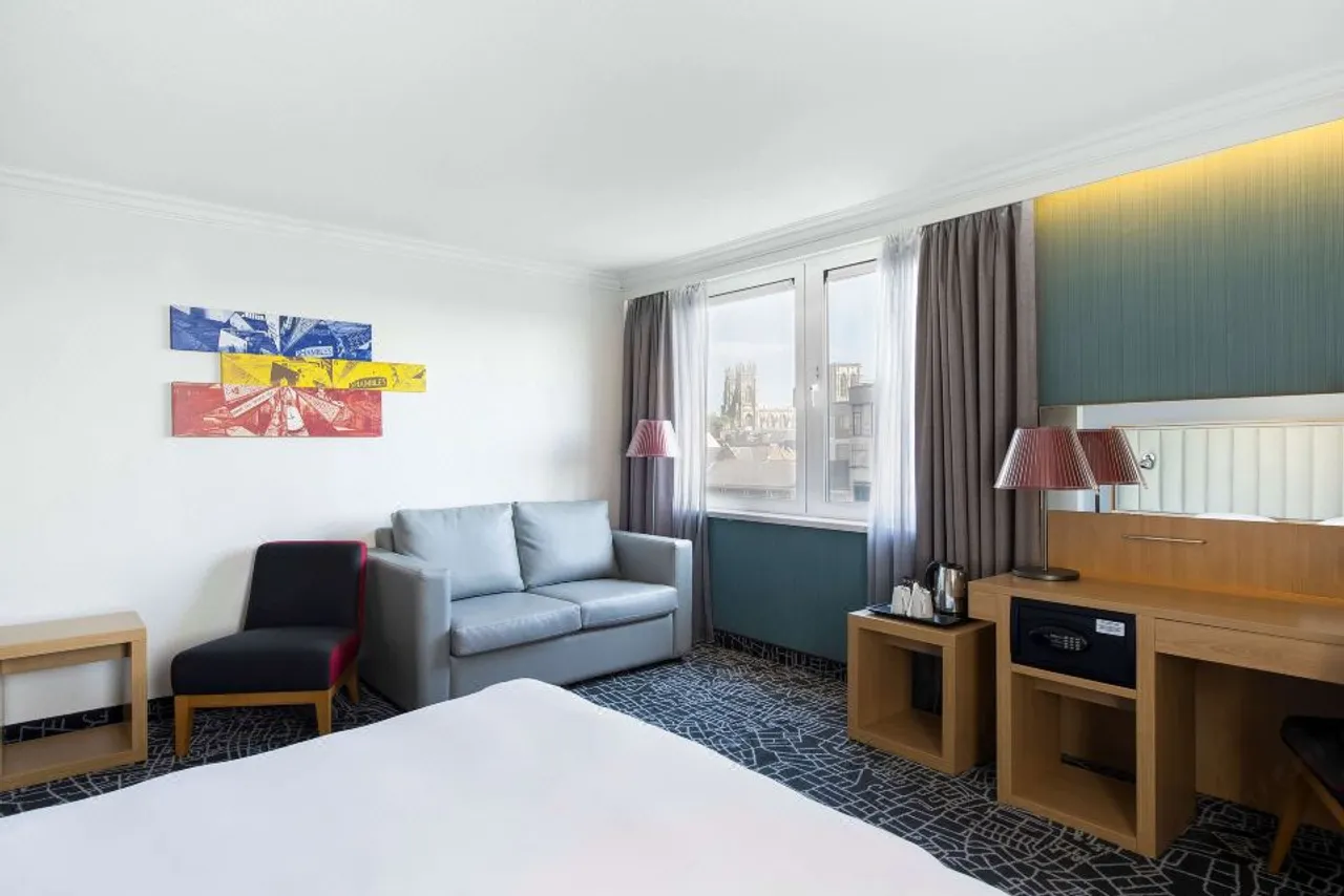 Radisson Hotel York (formerly Park Inn by Radisson York City Centre) — ภาพห้องพักและบรรยากาศ