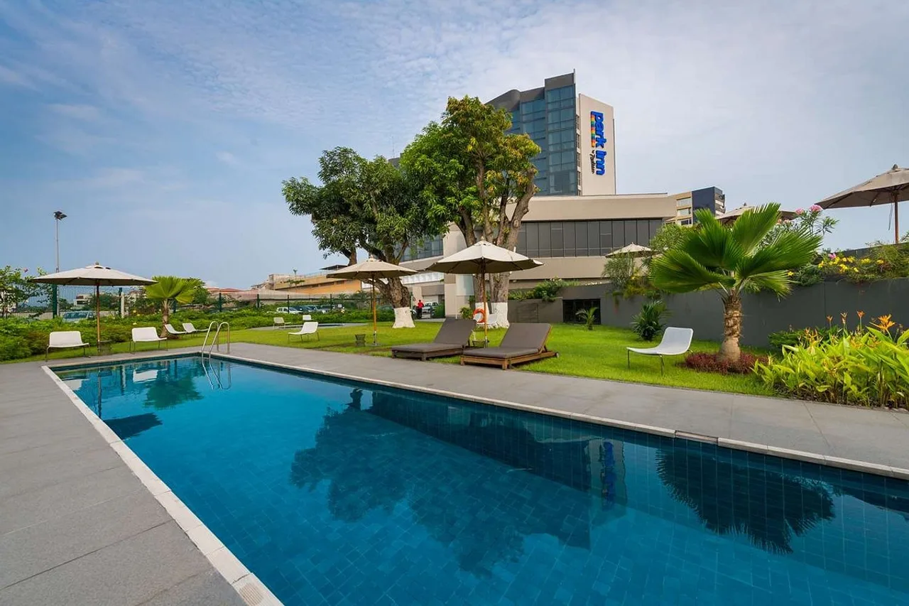 Park Inn by Radisson Libreville — ภาพห้องพักและบรรยากาศ