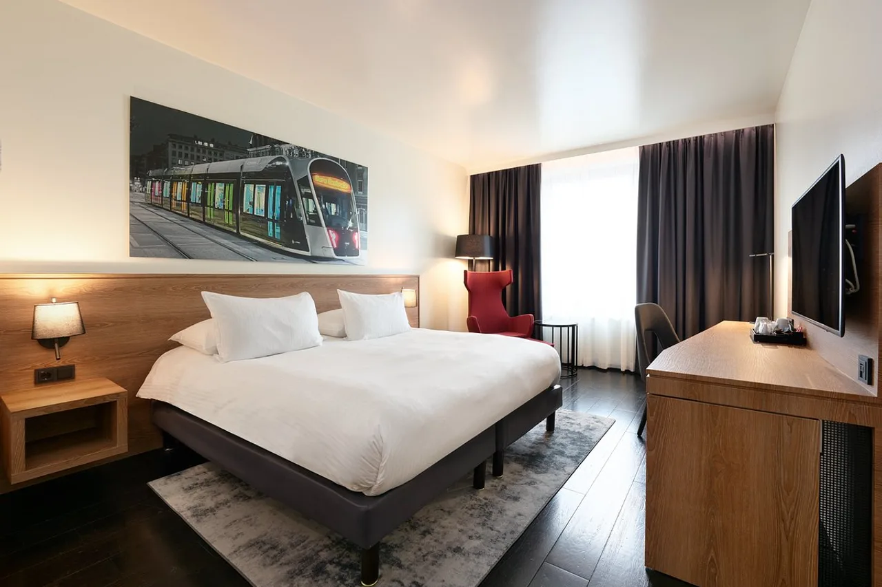 Park Inn by Radisson Luxembourg City — โรงแรมในลักเซมเบิร์ก