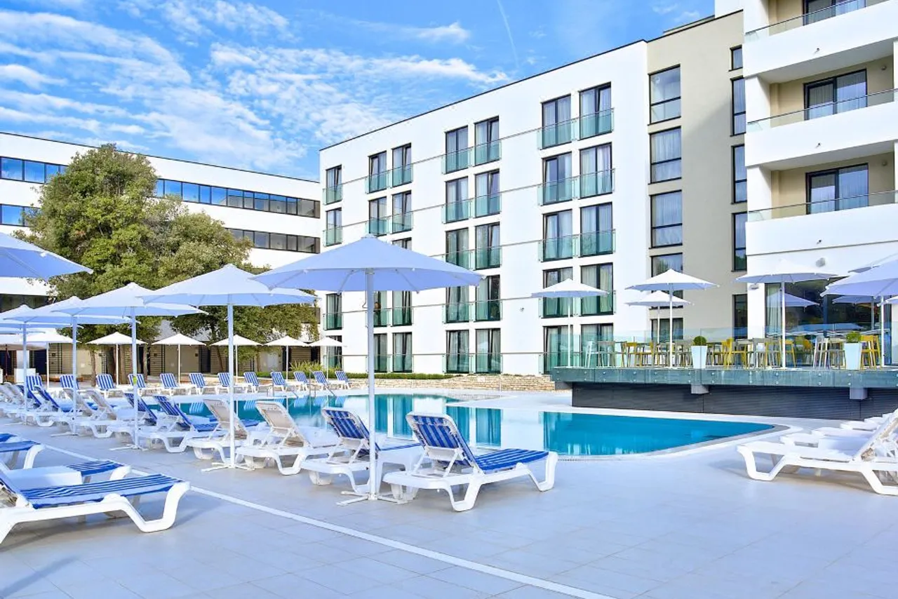 Park Plaza Arena Pula — ภาพห้องพักและบรรยากาศ