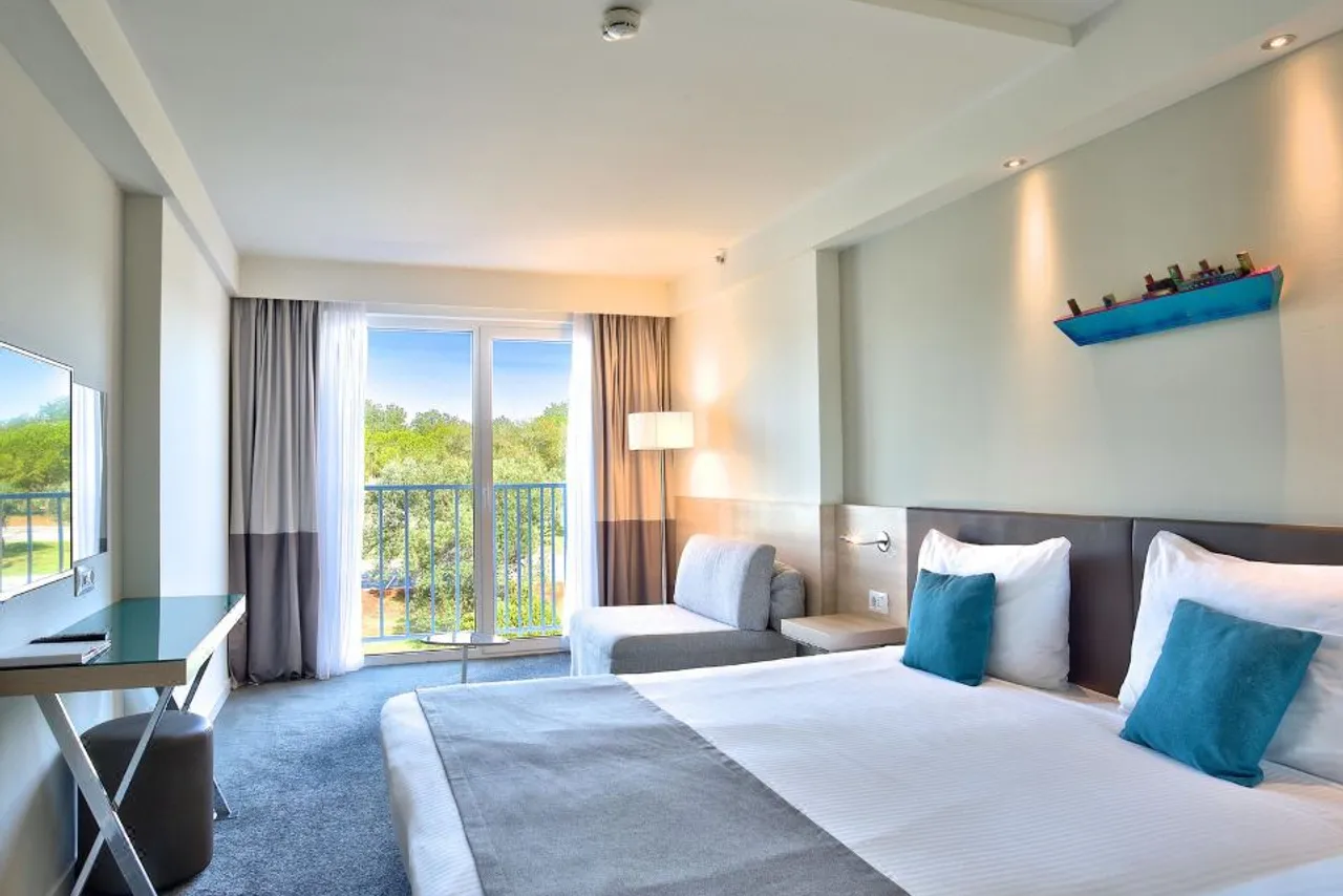 Park Plaza Belvedere Medulin — ภาพห้องพักและบรรยากาศ