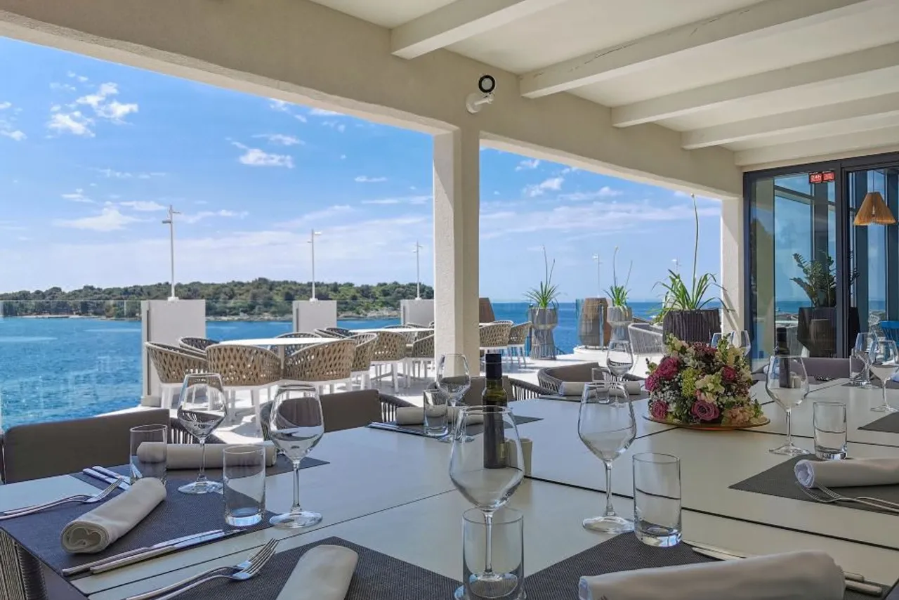 Park Plaza Histria Pula — ภาพห้องพักและบรรยากาศ