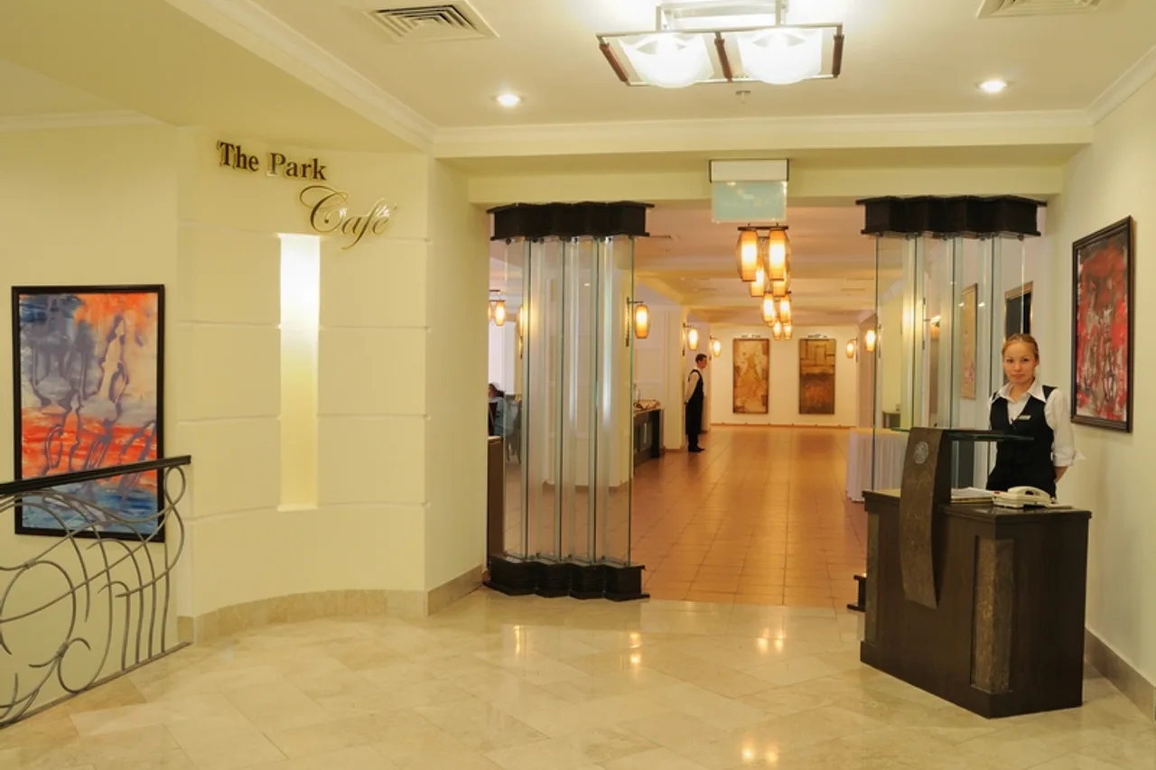 The Park Turon Hotel — ภาพห้องพักและบรรยากาศ