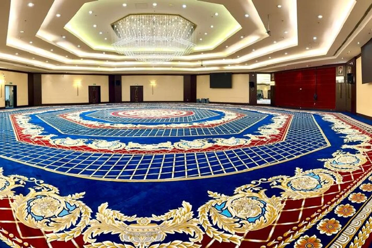 Parsian Azadi Hotel Tehran — โรงแรมในเตหะราน