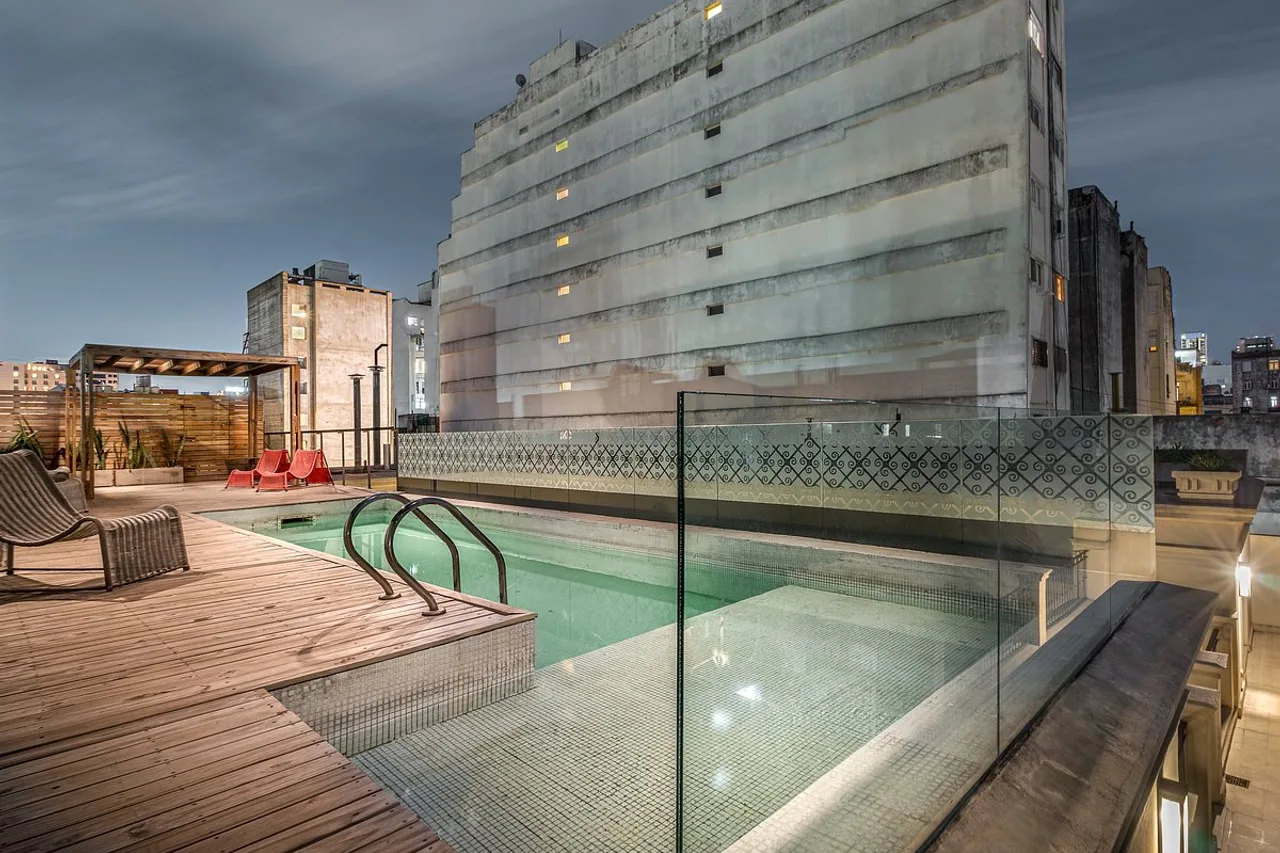 Patios de San Telmo — rooms and atmosphere
