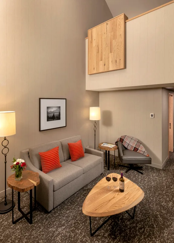 Peaks Hotel and Suites — ภาพห้องพักและบรรยากาศ