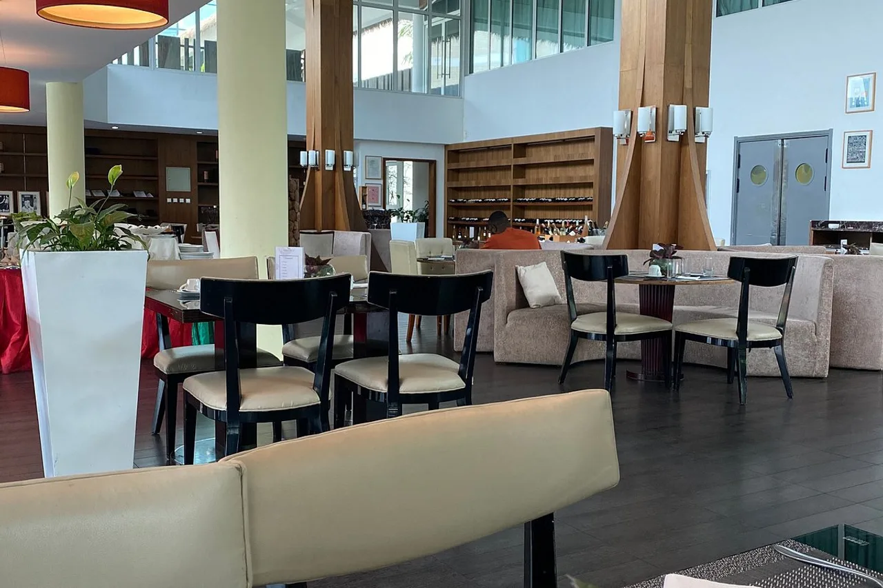 Pefaco Hotel Maya Maya — ภาพห้องพักและบรรยากาศ