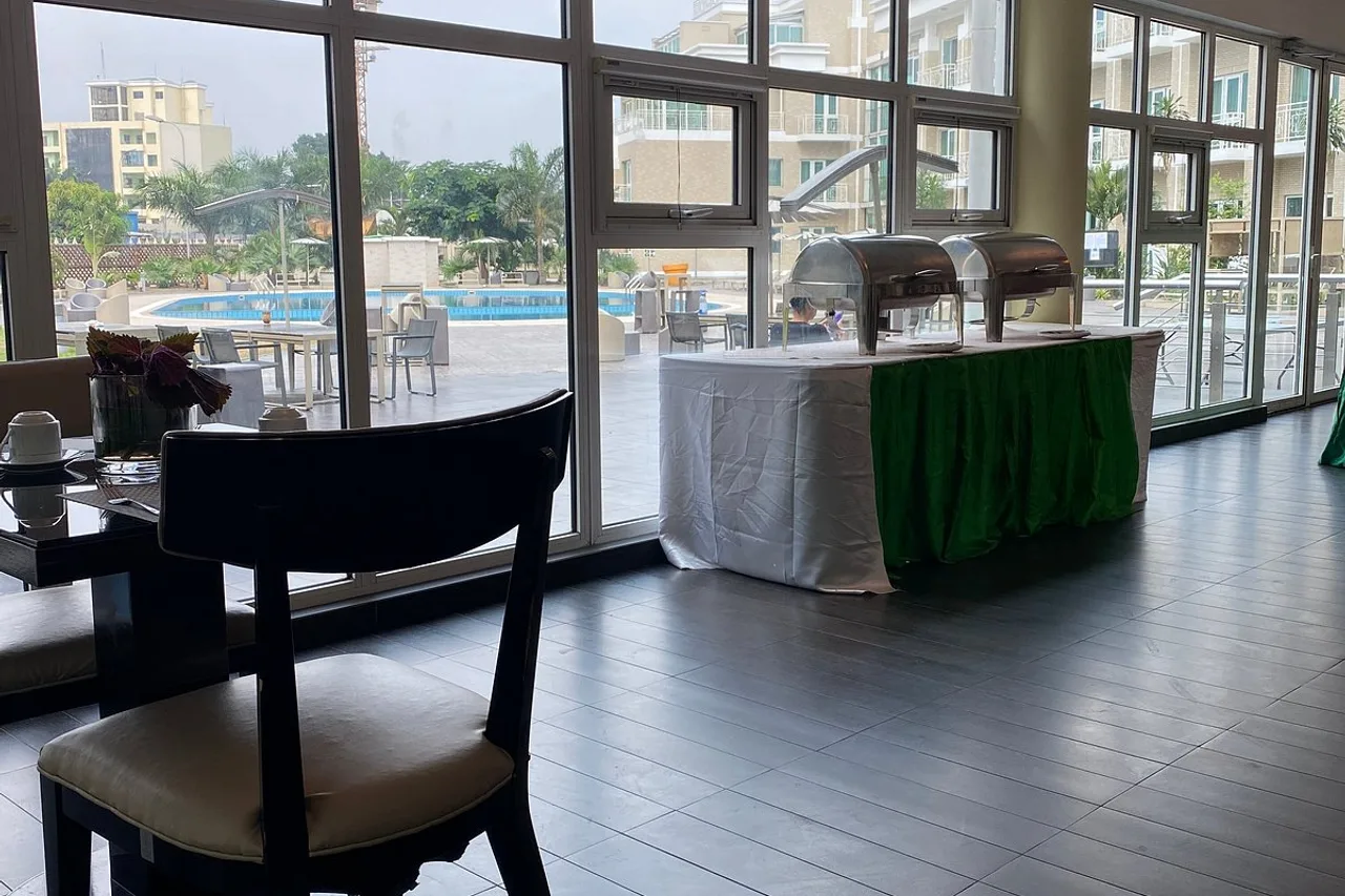 Pefaco Hotel Maya Maya — ภาพห้องพักและบรรยากาศ
