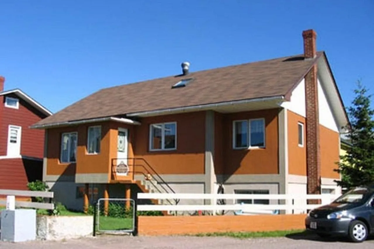 Pension B&amp;B Dodeman — โรงแรมในแซ็งปีแยร์