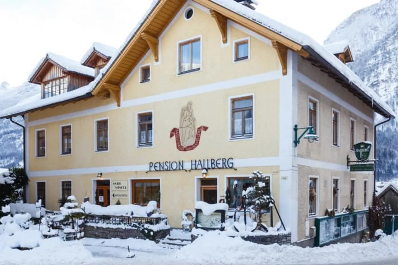 Pension Hallberg — rooms and atmosphere