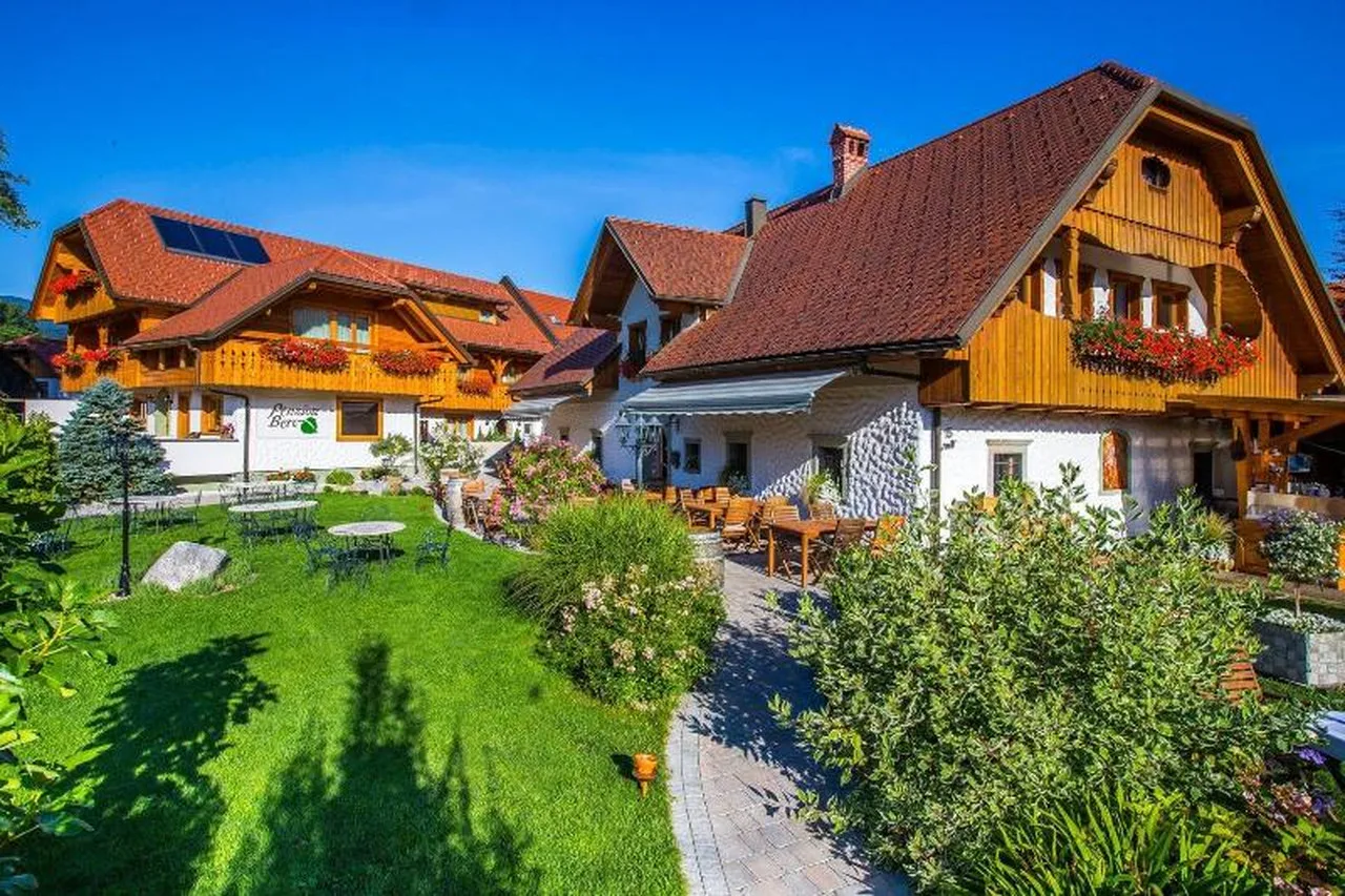 6 โรงแรมน่าพักใน Bled สโลวีเนีย — ที่พักริมทะเลสาบมรกตและปราสาทบนผา