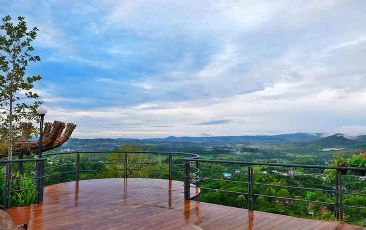 Phukaew Resort & Adventure Park — rooms and atmosphere