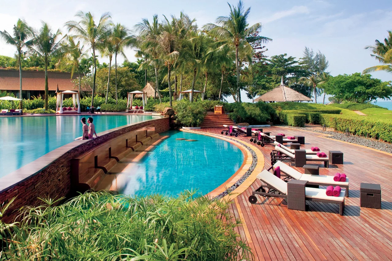 Phulay Bay, a Ritz-Carlton Reserve — rooms and atmosphere
