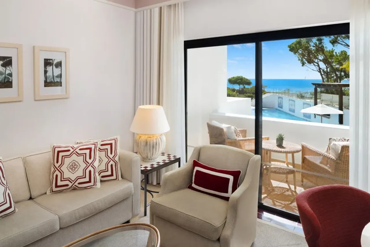Pine Cliffs Hotel, a Luxury Collection Resort — rooms and atmosphere