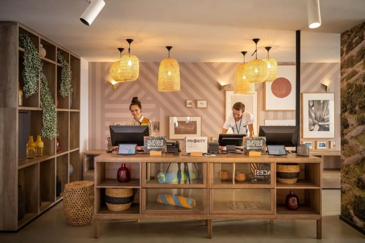 Places Hvar by Valamar — ภาพห้องพักและบรรยากาศ