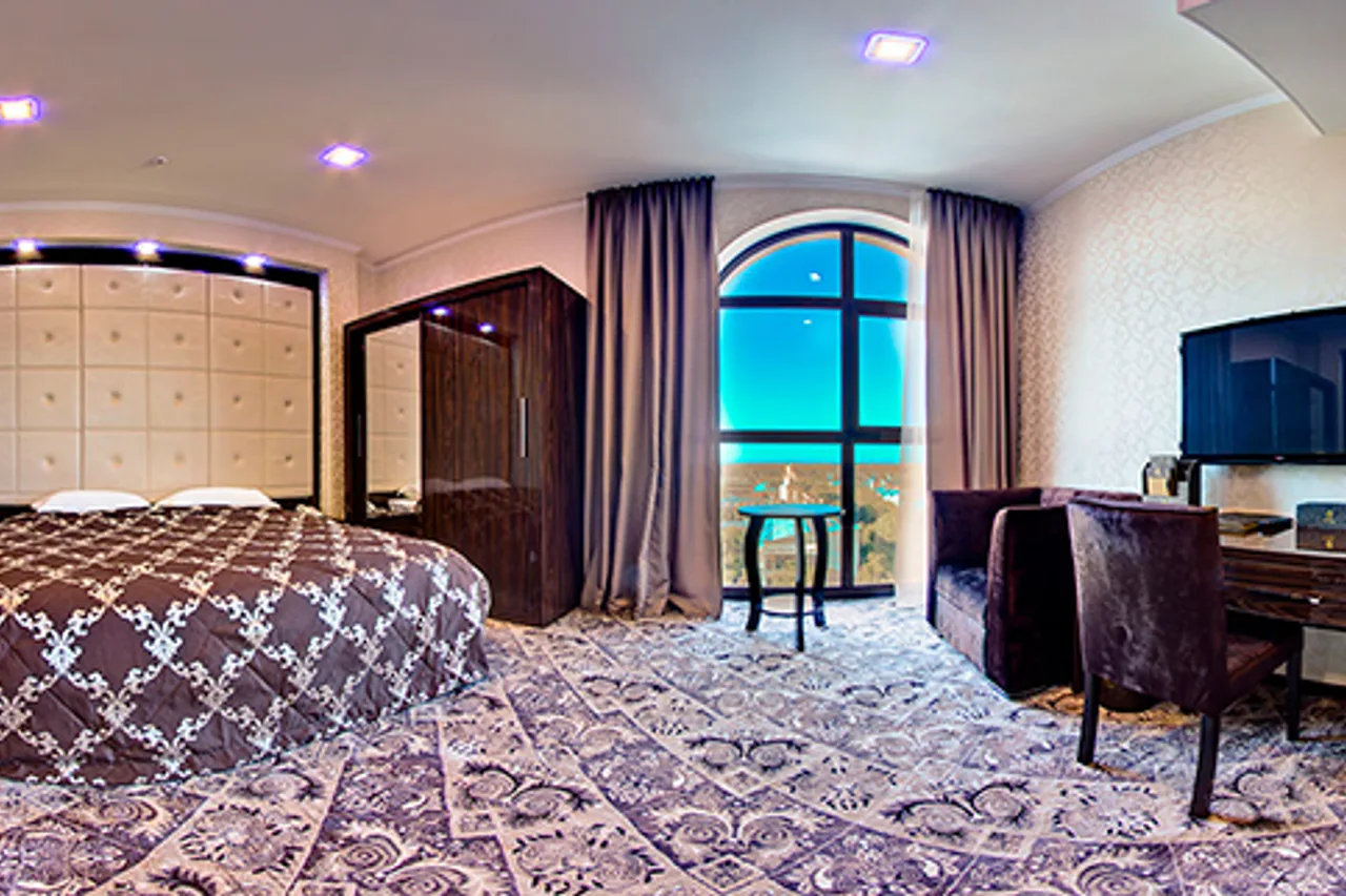 Plaza Hotel Bishkek — ภาพห้องพักและบรรยากาศ