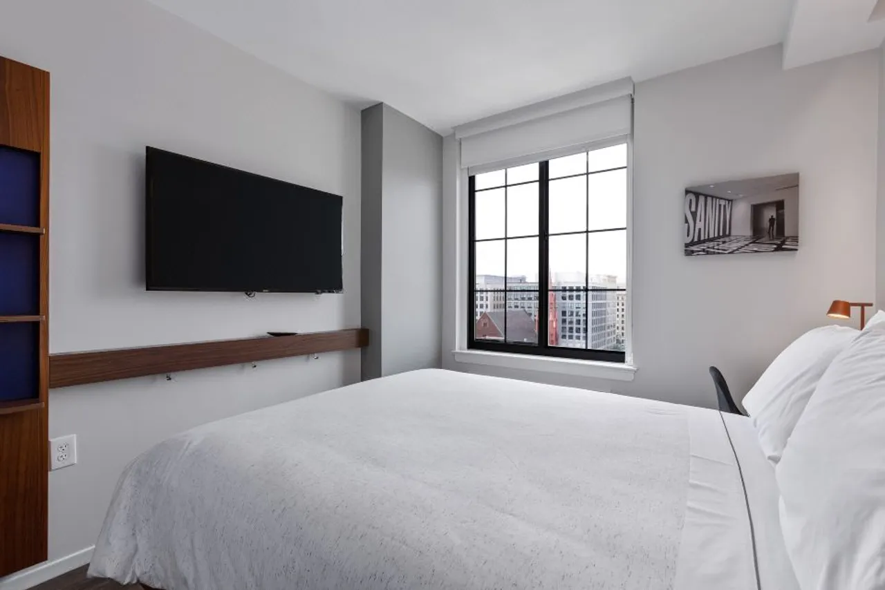 Motto by Hilton Washington DC City Center (formerly Pod DC) — ภาพห้องพักและบรรยากาศ