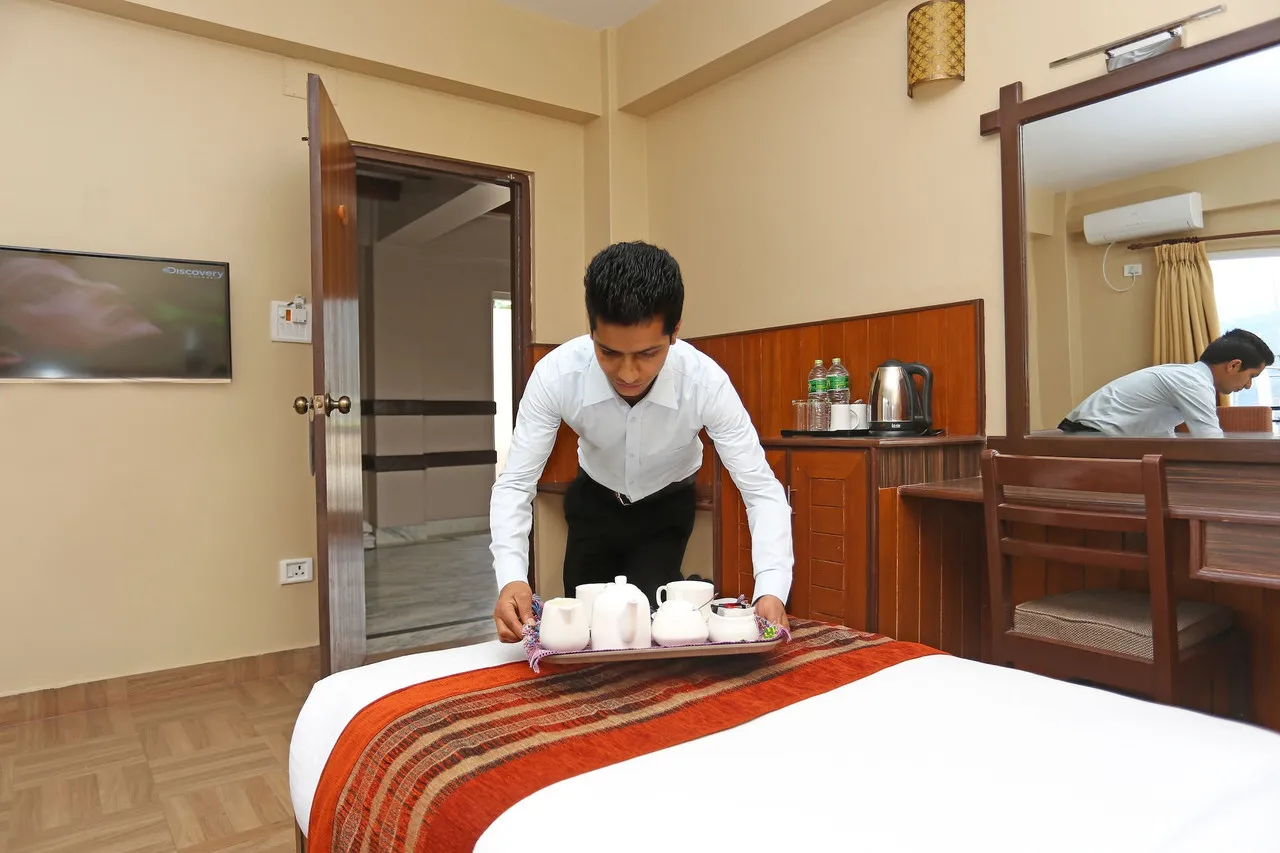 Pokhara Choice Inn — rooms and atmosphere