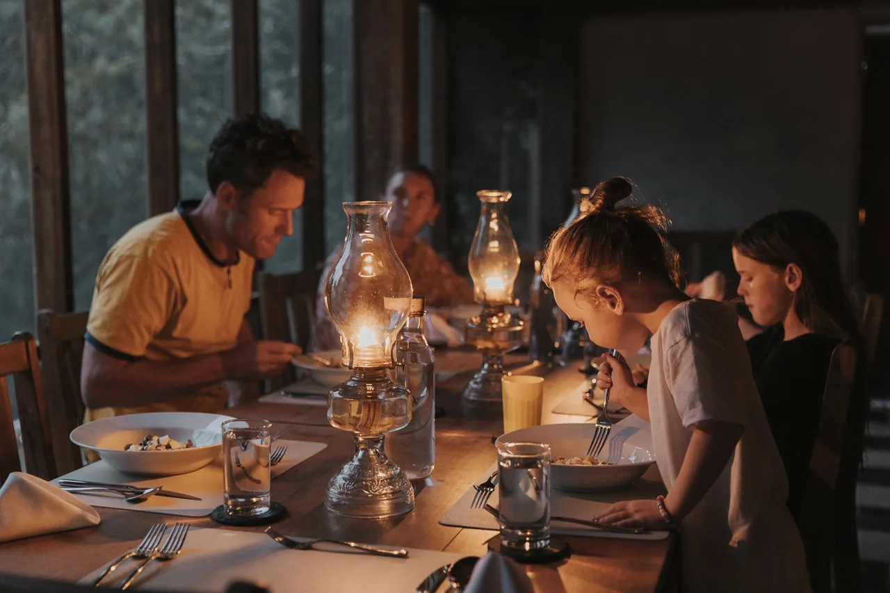 Pook's Hill Lodge — rooms and atmosphere