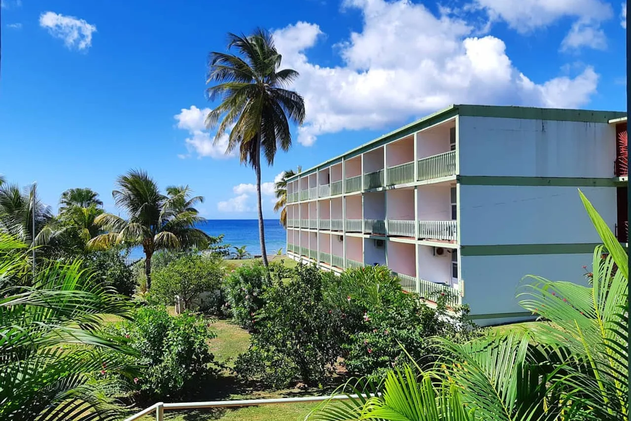 Portsmouth Beach Hotel — ภาพห้องพักและบรรยากาศ