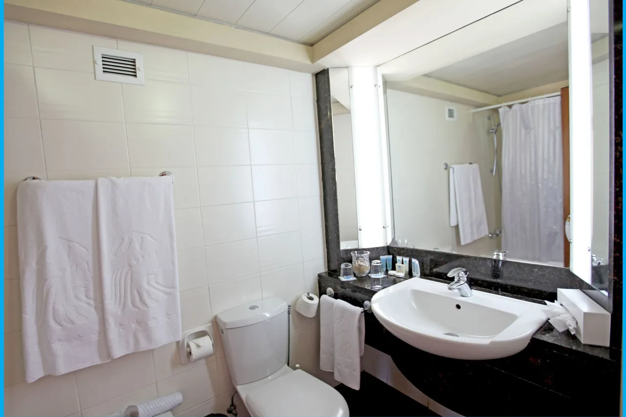 Poseidonia Beach Hotel — ภาพห้องพักและบรรยากาศ