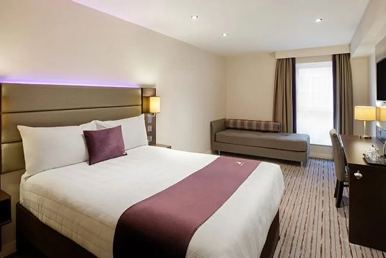 Premier Inn Oxford City Centre (Westgate) — ภาพห้องพักและบรรยากาศ