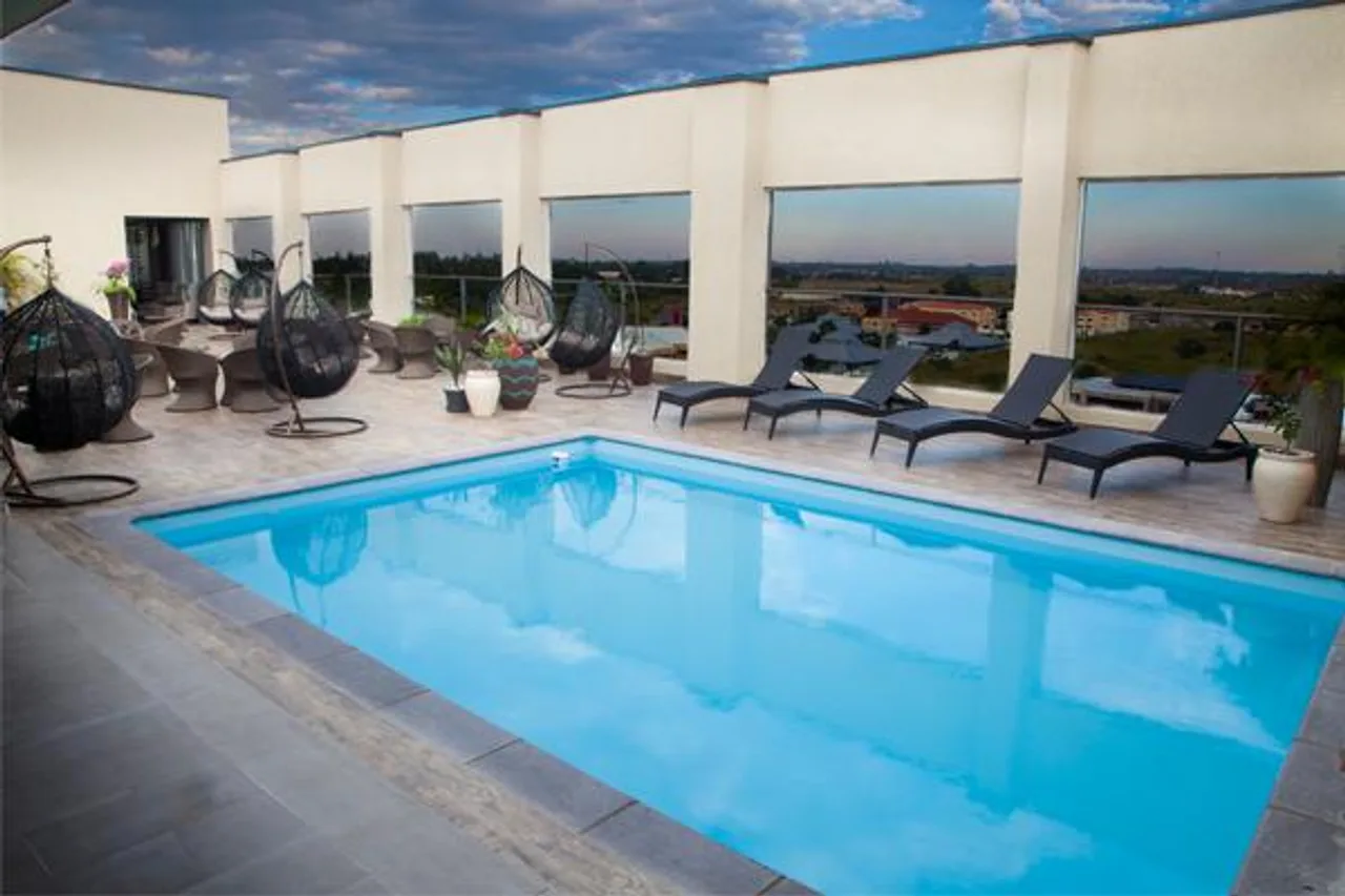 Protea Hotel by Marriott Lusaka Tower — ภาพห้องพักและบรรยากาศ