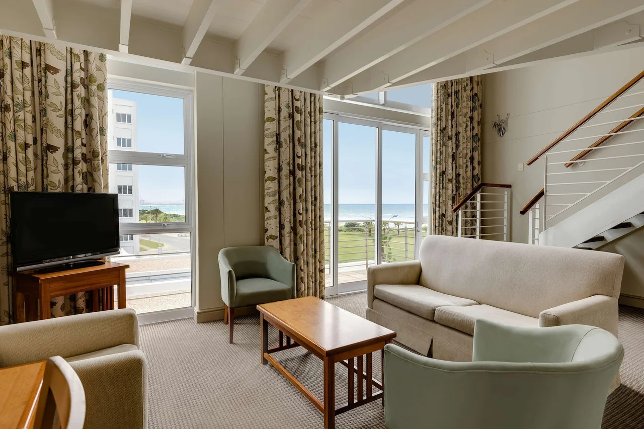 Protea Hotel by Marriott Port Elizabeth Marine — ภาพห้องพักและบรรยากาศ