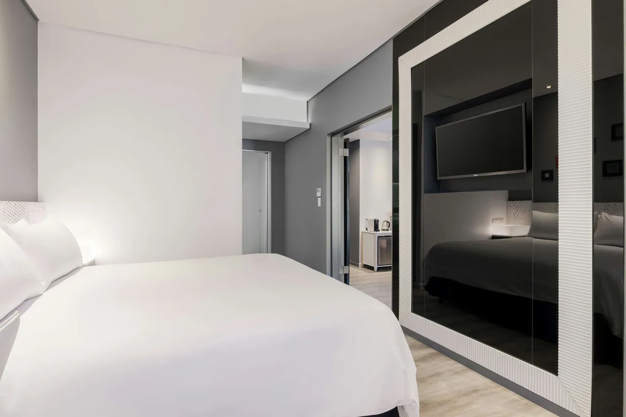 Protea Hotel Fire & Ice! by Marriott Pretoria Menlyn — ภาพห้องพักและบรรยากาศ